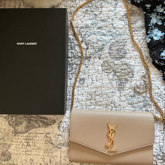 Yves Saint Laurent Wallet on a chain handbag - Picture 3 of 4
